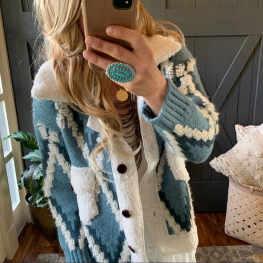 New Quilted Cardigan Sweater Coat / Women's Shacket Blue Western Boho Jacket